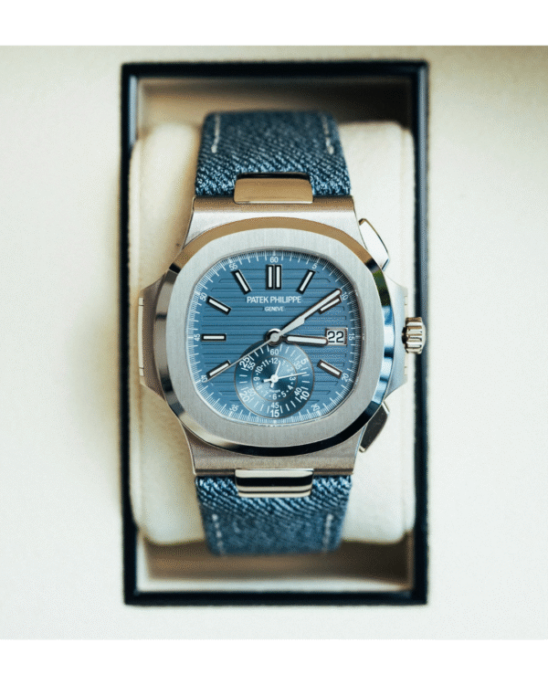 Patek Philippe Nautilus Chronograph “Denim” — Ref. 5980/60G-001 - Imagen 2